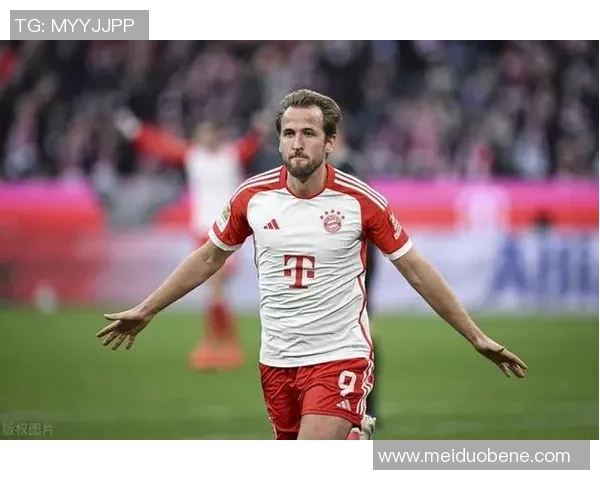 拜仁慕尼黑迎战强敌，精彩对决引发球迷热议，谁将笑到最后